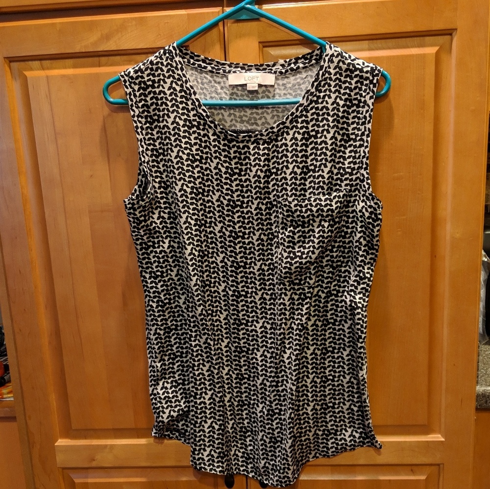 Loft women's sleeveless blouse